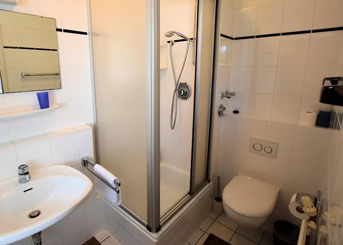 Raantem Hues, Ra04 Sylt